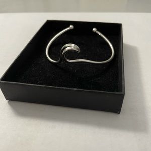 Silver pura vida adjustable bracelet